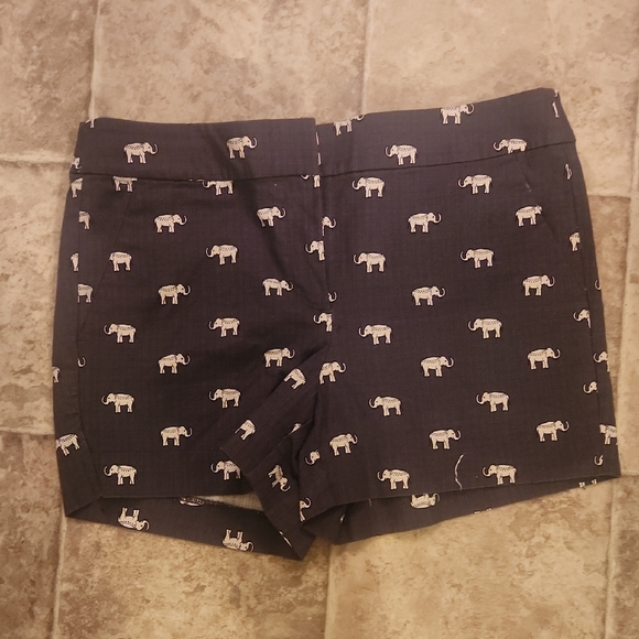 LOFT Pants - Loft Riviera Cotton Gray Blue Elephant Print Shorts Size 10